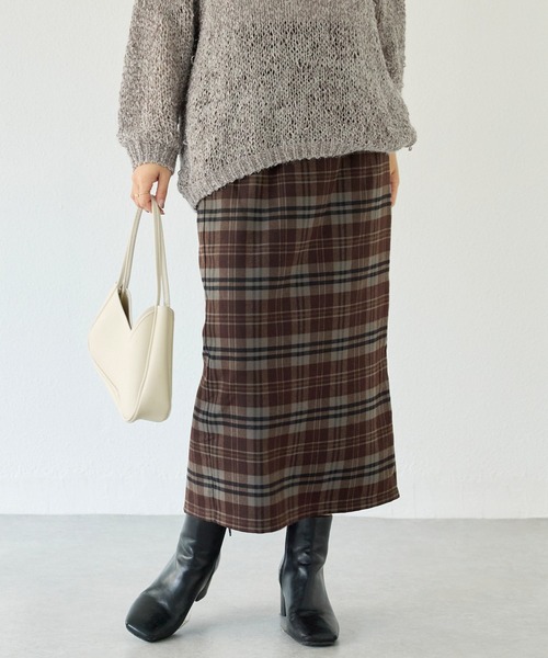LAVEANGE(ラビアンジェ)の「起毛チェックナロースカート(スカート・レディース・ネイビー/ブラウン・F/LL/3L/4L)」の3枚目の写真
