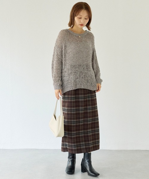 LAVEANGE(ラビアンジェ)の「起毛チェックナロースカート(スカート・レディース・ネイビー/ブラウン・F/LL/3L/4L)」の10枚目の写真