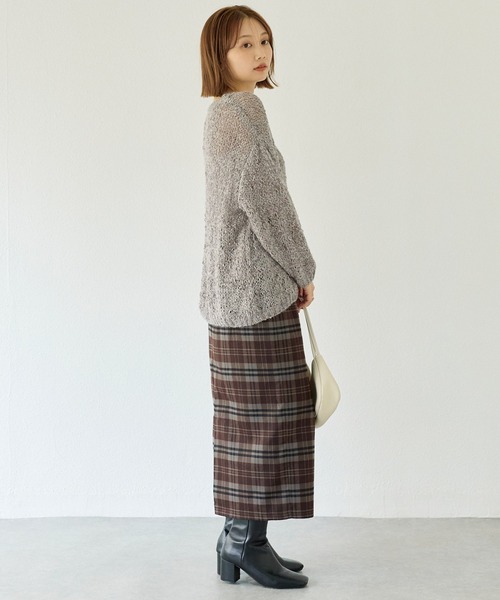 LAVEANGE(ラビアンジェ)の「起毛チェックナロースカート(スカート・レディース・ネイビー/ブラウン・F/LL/3L/4L)」の11枚目の写真