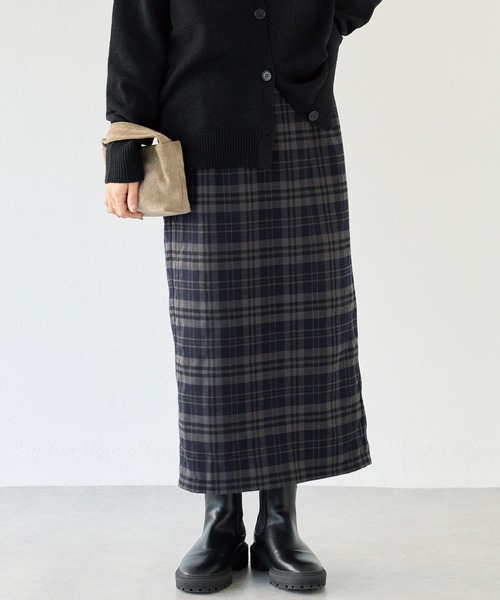 LAVEANGE(ラビアンジェ)の「起毛チェックナロースカート(スカート・レディース・ネイビー/ブラウン・F/LL/3L/4L)」の15枚目の写真