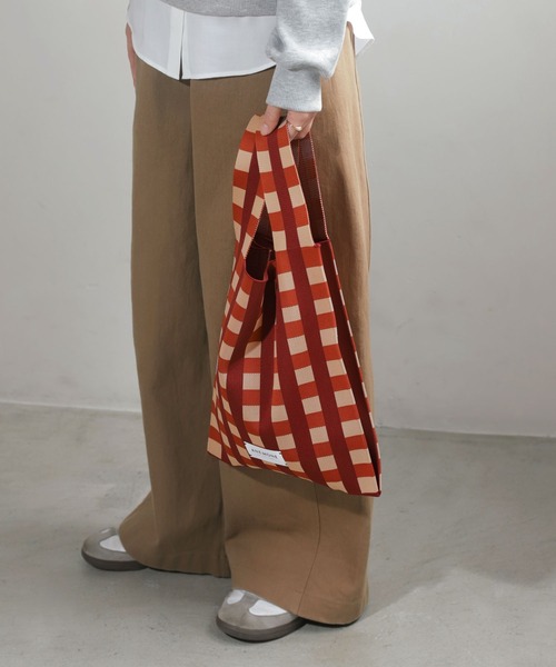 ANEMONE（アネモネ）の「チェック柄ニットバッグ（トートバッグ・レディース・ピンク/ブルー/オレンジ/ミント/ラベンダー・FREE）」の5枚目の写真