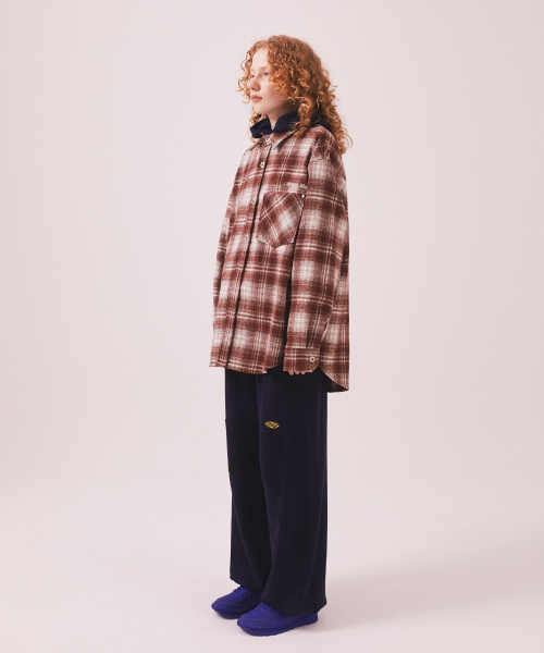 MENASOO(ミナス)の「MNS Classic Check Oversized Shirt Jacket_Burgundy(その他アウター・レディース・バーガンディー・F)」の5枚目の写真