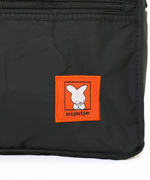 Miffy( ミッフィー)の「【miffy/ミッフィー】 70thアイテム ナインチェ チャーム付き折りたたみボストンバッグ(L)(ボストンバッグ・レディース・ブラック・FREE)」の7枚目の写真