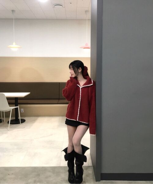 MICANE(ミケーネ)の「グリヘアリーカーディガン-スクランチセットアップ(カーディガン/ボレロ・レディース・レッド/アイボリー・SMALL/MEDIUM/LARGE/X-LARGE)」の6枚目の写真
