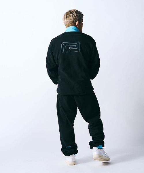 reversal.dogi.design.works(リバーサル・ドーギ・デザイン・ワークス)の「<reversal/リバーサル>EMBROIDERY HALF ZIP COLOR FLEECE JACKET(その他アウター・メンズ・ターコイズブルー/ブラック/パープル・LARGE/MEDIUM/X-LARGE)」の4枚目の写真