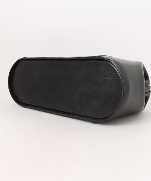Lloyd Footwear（ロイドフットウェア）の「LLOYD FOOTWEAR LLC/B21 (Singlenight Case) Black Bridle Leather（ボストンバッグ・メンズ・ブラック・ONE SIZE）」の3枚目の写真