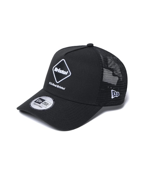 F.C.Real Bristol（エフシーレアルブリストル）の「NEW ERA EMBLEM 9FORTY A-FRAME MESH CAP（キャップ・メンズ・ブラック/オフホワイト・FREE）」の2枚目の写真