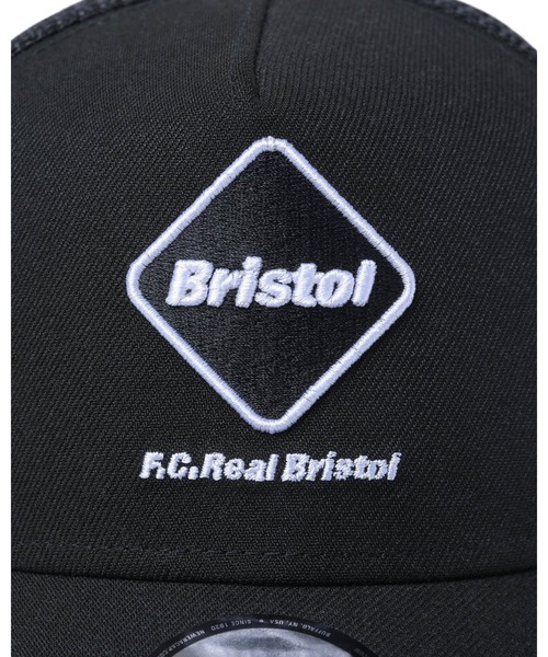 F.C.Real Bristol（エフシーレアルブリストル）の「NEW ERA EMBLEM 9FORTY A-FRAME MESH CAP（キャップ・メンズ・ブラック/オフホワイト・FREE）」の6枚目の写真