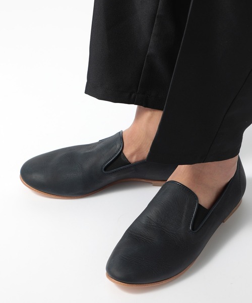 ARCOLLETTA PADRONE(アルコレッタ パドローネ)の「【ARCOLLETTA PADRONE】別注レザースリッポン AP8185-2215-23A(スリッポン・メンズ・ネイビー/キャメル/グレイッシュベージュ/ブラック・41/40/42)」の10枚目の写真
