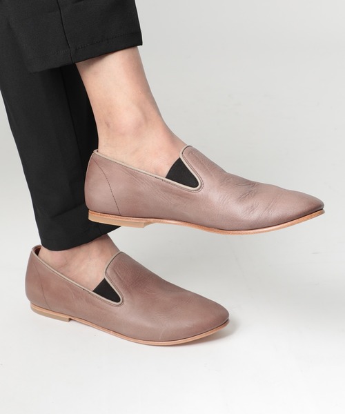 ARCOLLETTA PADRONE(アルコレッタ パドローネ)の「【ARCOLLETTA PADRONE】別注レザースリッポン AP8185-2215-23A(スリッポン・メンズ・ネイビー/キャメル/グレイッシュベージュ/ブラック・41/40/42)」の8枚目の写真