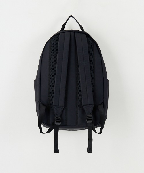 FRED PERRY（フレッドペリー）の「【WEB先行予約】[FRED PERRY/フレッドペリー] ティップ テープ バックパック（WEB限定）（バックパック/リュック・レディース・ブラック・ONE SIZE）」の22枚目の写真