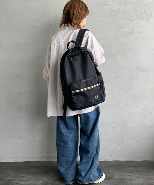 FRED PERRY（フレッドペリー）の「【WEB先行予約】[FRED PERRY/フレッドペリー] ティップ テープ バックパック（WEB限定）（バックパック/リュック・レディース・ブラック・ONE SIZE）」の8枚目の写真