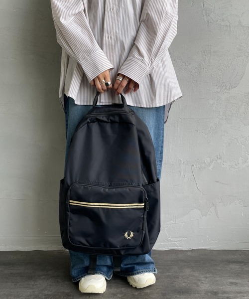 FRED PERRY（フレッドペリー）の「【WEB先行予約】[FRED PERRY/フレッドペリー] ティップ テープ バックパック（WEB限定）（バックパック/リュック・レディース・ブラック・ONE SIZE）」の14枚目の写真