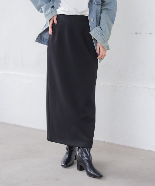 Bou Jeloud(ブージュルード)の「ダンボールタイトスカート(スカート・レディース・オフホワイト/ブラック/イエロー・FREE)」の4枚目の写真