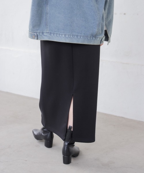 Bou Jeloud(ブージュルード)の「ダンボールタイトスカート(スカート・レディース・オフホワイト/ブラック/イエロー・FREE)」の5枚目の写真