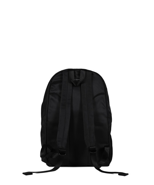 MM6 Maison Margiela（ｴﾑｴﾑｼｯｸｽ ﾒｿﾞﾝ ﾏﾙｼﾞｪﾗ）の「THREE POCKET BACKPACK（バックパック/リュック・メンズ・ブラック・UNI）」の4枚目の写真