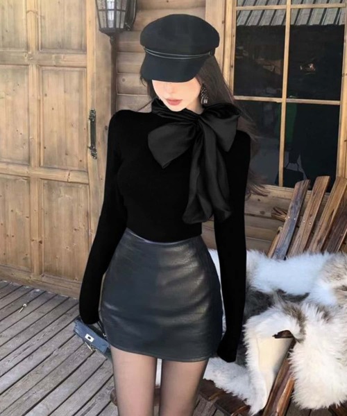 MAISON DE THERESE(メゾン ド テレーズ)の「ネック紐リボン長袖ニットトップス ロン T(ニット/セーター・レディース・ブラック/ホワイト/ベージュ/パープル・FREE)」の1枚目の写真