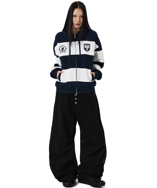 OY(オーワイ)の「『OY/オーワイ』STRIPE EMBLEM HOODIE ZIP UP/ボーダーエンブレムジップアップパーカー(パーカー・レディース・グレー/ネイビー・L/M)」の6枚目の写真