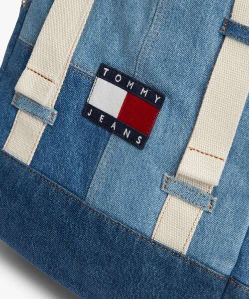tommy jeans（トミー ジーンズ）の「デニムパッチワークバックパック（バックパック/リュック・メンズ・ブルー・FREE）」の3枚目の写真