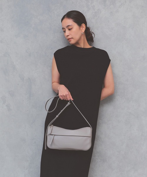 Breath TOPKAPI(ブレストプカピ)の「【Breath TOPKAPI】SUPPLE サプル シボレザー スワローマチ ワイド ショルダーバッグ(ショルダーバッグ・レディース・ブラック/ライトグレー・FREE)」の22枚目の写真