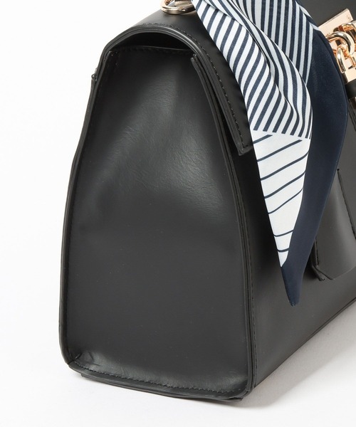 Andemiu(アンデミュウ)の「スカーフハンドルBAG639610(ハンドバッグ・レディース・ブラック/ブラウン・FREE)」の17枚目の写真