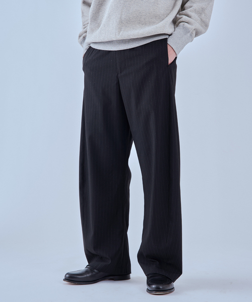 EDIFICE(エディフィス)の「クリアスストライプ 3D フィット トラウザー(スラックス・メンズ・ブラック/チャコールグレー/ネイビー・SMALL/LARGE/MEDIUM)」の7枚目の写真