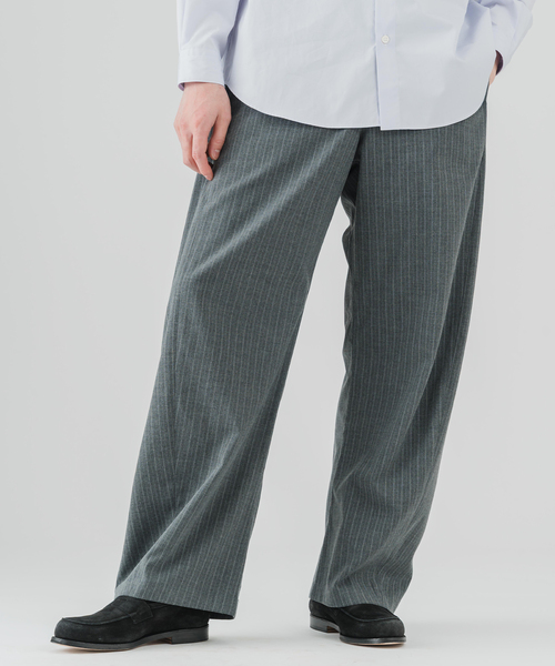 EDIFICE(エディフィス)の「クリアスストライプ 3D フィット トラウザー(スラックス・メンズ・ブラック/チャコールグレー/ネイビー・SMALL/LARGE/MEDIUM)」の16枚目の写真