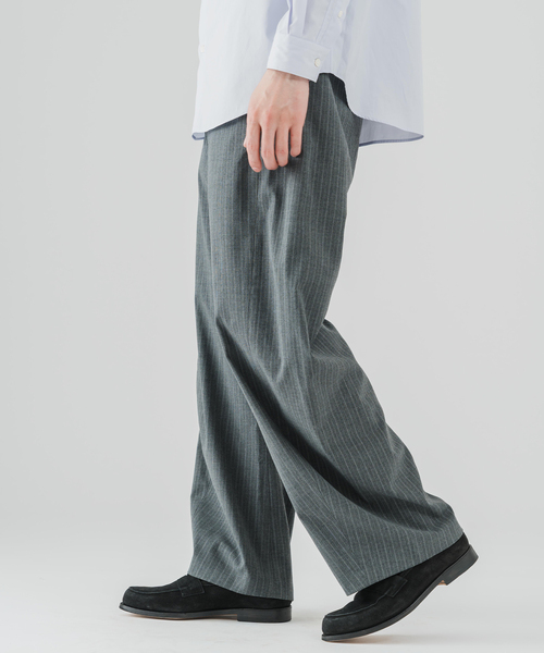 EDIFICE(エディフィス)の「クリアスストライプ 3D フィット トラウザー(スラックス・メンズ・ブラック/チャコールグレー/ネイビー・SMALL/LARGE/MEDIUM)」の18枚目の写真