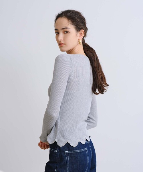 BIANCA(ビアンカ)の「【着映えリュクス】シルク混ラメスカラニット(ニット/セーター・レディース・ネイビー/グリーン/グレー系その他2・38)」の2枚目の写真
