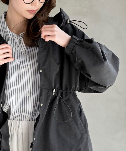 rps（アールピーエス）の「ナイロンワッシャーマウンテンパーカー（マウンテンパーカー・レディース・ライトカーキ/ブラック/アイボリー・フリー）」の19枚目の写真