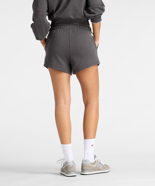 NEW BALANCE(ニューバランス)の「Tracksideフレンチテリーショーツ(その他パンツ・レディース・サンドグレー/スミクロ・X-LARGE/LARGE/MEDIUM/SMALL)」の4枚目の写真