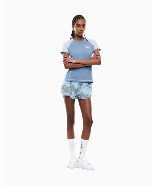 EMPORIO ARMANI EA7（エンポリオアルマーニイーエーセブン）の「【エンポリオ アルマーニ EA7】Dynamic Athlete ショートパンツ VENTUS7テクニカルファブリック（その他パンツ・レディース・スカイブルー系・SMALL/MEDIUM/LARGE）」の5枚目の写真