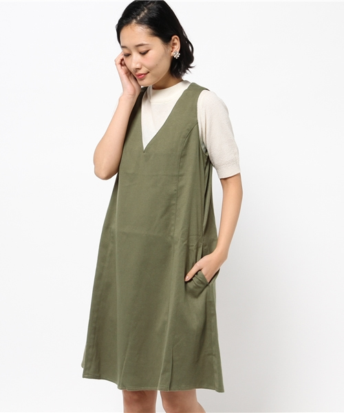 ikka(イッカ)の「Vネックフレアワンピース(ワンピース・レディース・ベージュ/グリーン/ブラック・MEDIUM/LARGE)」の1枚目の写真