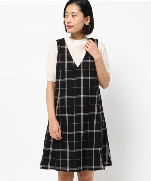 ikka(イッカ)の「Vネックフレアワンピース(ワンピース・レディース・ベージュ/グリーン/ブラック・MEDIUM/LARGE)」の2枚目の写真