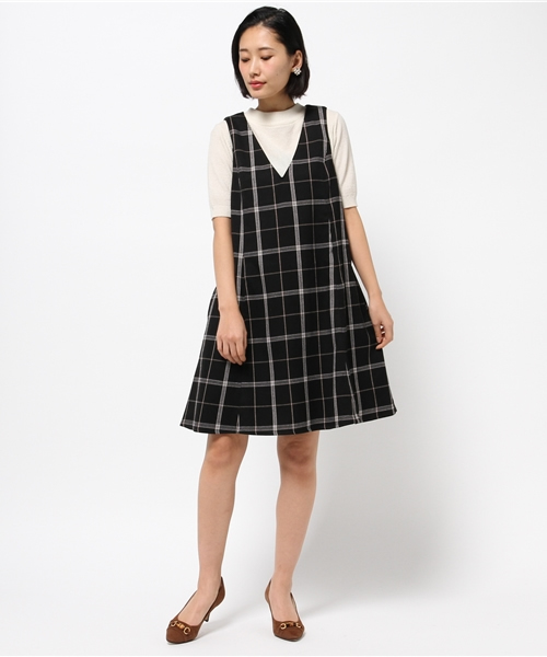 ikka(イッカ)の「Vネックフレアワンピース(ワンピース・レディース・ベージュ/グリーン/ブラック・MEDIUM/LARGE)」の12枚目の写真