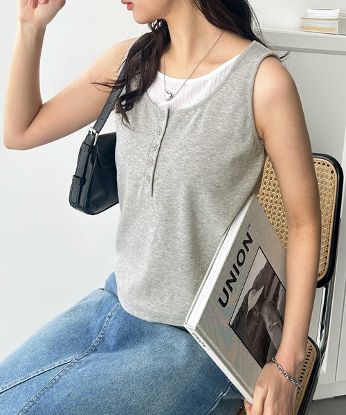 GeeRA(ジーラ)の「ヘンリーネックレイヤード風タンクトップ(タンクトップ・レディース・ブラック/杢グレー/ネイビー・MEDIUM/LARGE/X-LARGE)」の14枚目の写真
