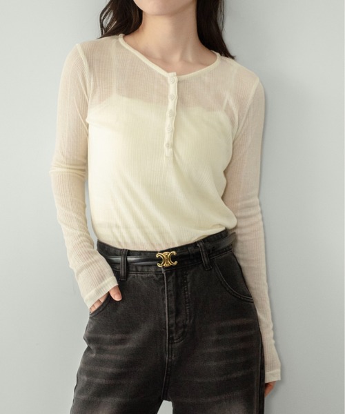 on:nue（オンニュ）の「【on:nue】[キャミ付き/着用動画あり！] シアーリブヘンリーネックカットソー /2026 SS COLLECTION（Tシャツ/カットソー・レディース・ブラック/スカイブルー/イエロー系その他/グレー・FREE）」の8枚目の写真