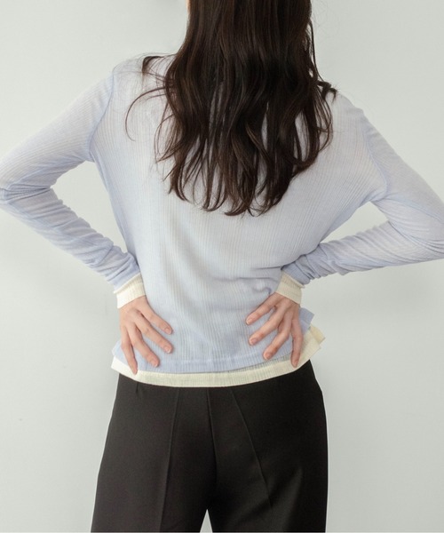 on:nue（オンニュ）の「【on:nue】[キャミ付き/着用動画あり！] シアーリブヘンリーネックカットソー /2026 SS COLLECTION（Tシャツ/カットソー・レディース・ブラック/スカイブルー/イエロー系その他/グレー・FREE）」の20枚目の写真