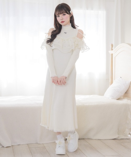 couture BY ROJITA(クチュールバイロジータ)の「シアーフリル肩開きニットワンピース(ワンピース・レディース・ピンク系その他/ブラック/アイボリー・FREE)」の1枚目の写真