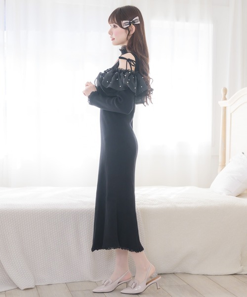 couture BY ROJITA(クチュールバイロジータ)の「シアーフリル肩開きニットワンピース(ワンピース・レディース・ピンク系その他/ブラック/アイボリー・FREE)」の21枚目の写真