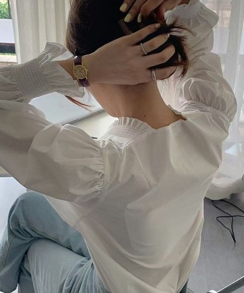 FAVORITO(ファヴォリート)の「Vネックシングルブレストシャツ(シャツ/ブラウス・レディース・ブルー/ホワイト・M/L/XL)」の5枚目の写真