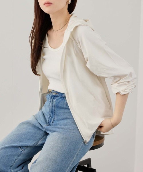 NAVY(ネイビー)の「【SARARI /サラリ】 天竺 UVカット ジップアップパーカー UVカット 吸水速乾(パーカー・レディース・グレー/ブラック/ブルーグリーン/ホワイト/ピンク・M/L/XL)」の6枚目の写真