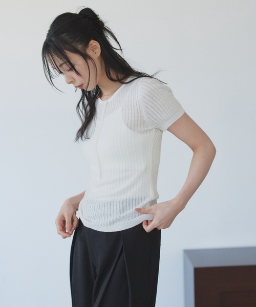 Eclat one(エクラワン)の「【Eclat one】ケーブル編み コンパクト ヘンリーネック 半袖 リブ ニット(ニット/セーター・レディース・チャコール/ブルー/ホワイト・FREE)」の16枚目の写真