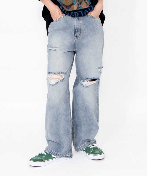 PUNYUS(プニュズ)の「ダメージレギュラーデニムパンツ(デニムパンツ・レディース・ブルー系その他/ブラック・5/4/3/2/1)」の2枚目の写真