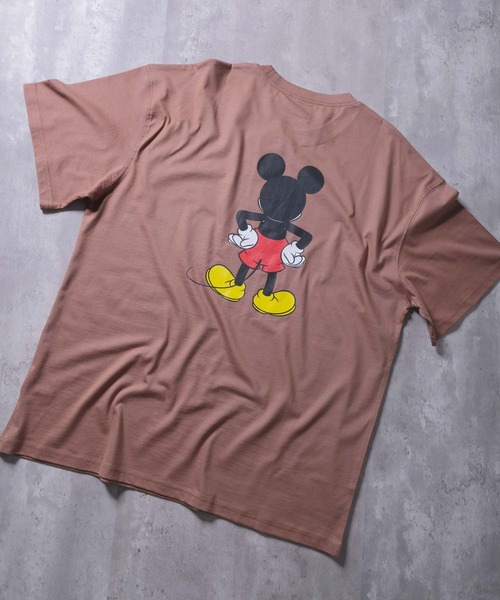 Disney(ディズニー)の「MICKEY MOUSE ミッキーマウス オーバーサイズ プリントTシャツ(Tシャツ/カットソー・メンズ・ホワイト系その他/ホワイト系その他3/チャコール/ベージュ/ネイビー/グレー系その他2/ブルー系その他/グレー系その他3/モカ/グリーン系その他/グレー系その他4/オフホワイト/杢グレー/ダークグリーン/ホワイト系その他2/グレー系その他・M/L/XL)」の12枚目の写真