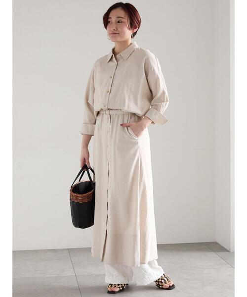 Te chichi(テチチ)の「レーヨンリネン共ベルトシャツワンピース(ワンピース・レディース・ベージュ/ネイビー/グリーン・F)」の1枚目の写真