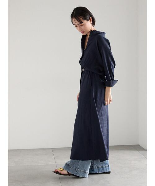 Te chichi(テチチ)の「レーヨンリネン共ベルトシャツワンピース(ワンピース・レディース・ベージュ/ネイビー/グリーン・F)」の6枚目の写真