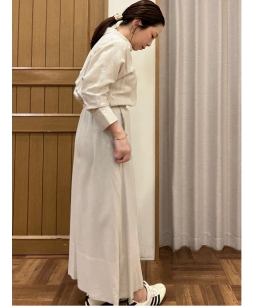 Te chichi(テチチ)の「レーヨンリネン共ベルトシャツワンピース(ワンピース・レディース・ベージュ/ネイビー/グリーン・F)」の7枚目の写真