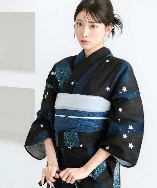 kimonomachi（キモノマチ）の「レディース 浴衣 2点セット（綿浴衣＋しわ兵児帯）　レディース浴衣2点セット　S/F/TL/LLサイズ　貝殻　金魚　星柄　花柄　フラワー【KIMONOMACHI オリジナル】 低身長浴衣（浴衣・レディース・ライトグリーン/ダークネイビー/カリビアンブルー/ラベンダー/ブラック×レッド/ブルーグレー/スカイブルー/ブルーグリーン・FREE/S/LL/TL）」の6枚目の写真