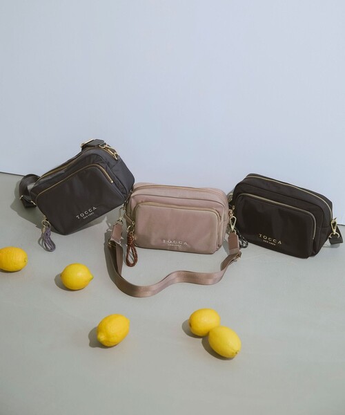 TOCCA(トッカ)の「CUSCINO POCHETTE ショルダーバッグ(ショルダーバッグ・レディース・ブラック系/ベージュ系/ライトグレー系・F)」の7枚目の写真